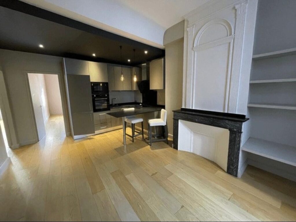 Au 21 rue Perchepinte  – Saint Etienne